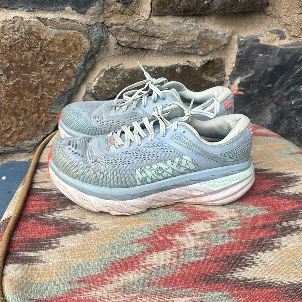 Hoka Women's Bondi 7 Running Sneaker in Blue Fog Blue Glass Size 8.5 Wide - Picture 4 of 8